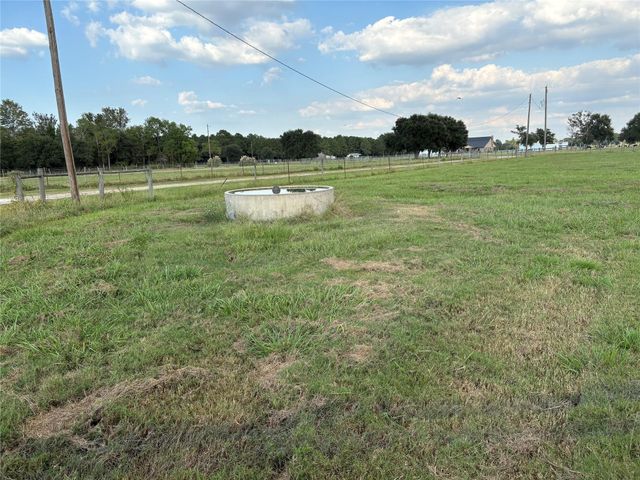 4282 S Thompson Road Road S, Beaumont, TX 77713