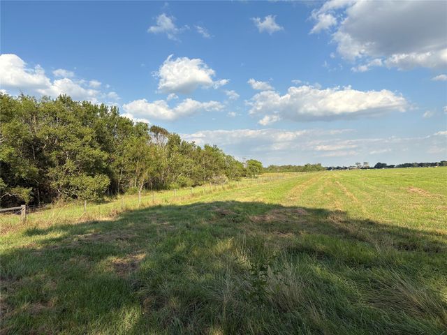 4282 S Thompson Road Road S, Beaumont, TX 77713