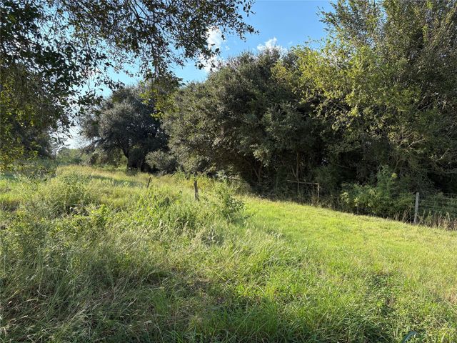 4282 S Thompson Road Road S, Beaumont, TX 77713