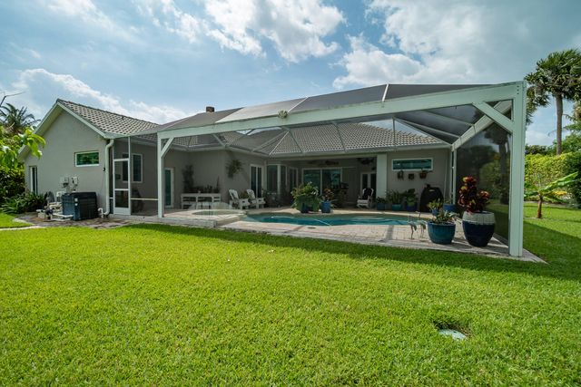 1714 Coconut Drive, Fort Pierce, FL 34949