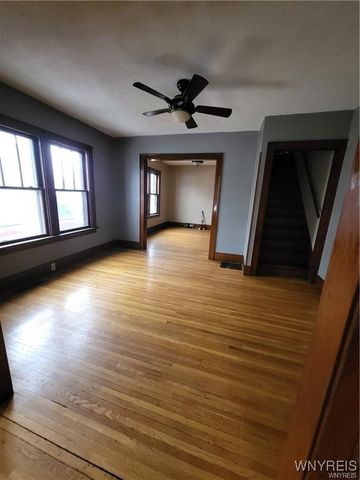 61 North Lyon Street, Batavia City, NY 14020