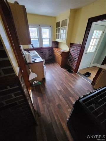 61 North Lyon Street, Batavia City, NY 14020