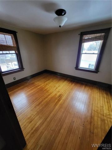 61 North Lyon Street, Batavia City, NY 14020