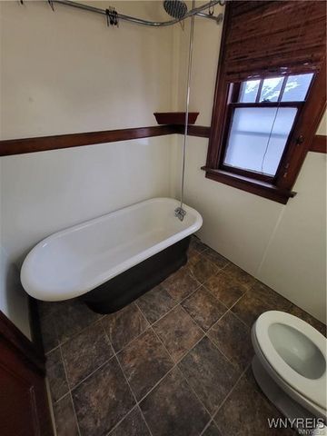 61 North Lyon Street, Batavia City, NY 14020