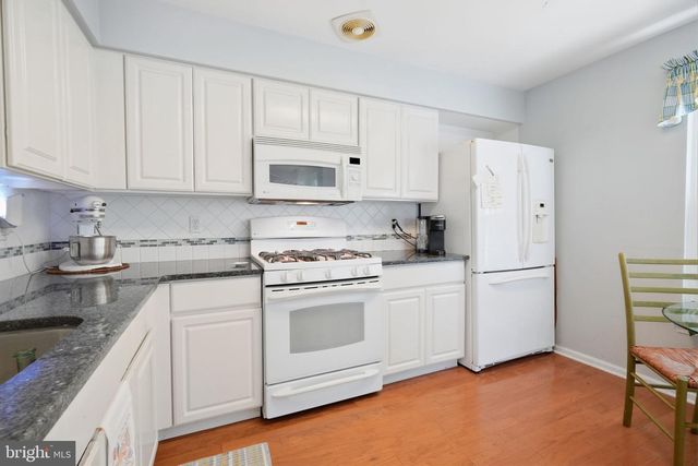 5209 RIVERFRONT DR, Palmyra, NJ 08065