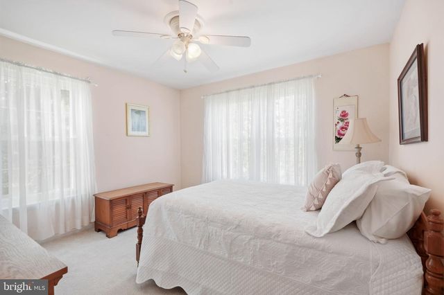 5209 RIVERFRONT DR, Palmyra, NJ 08065