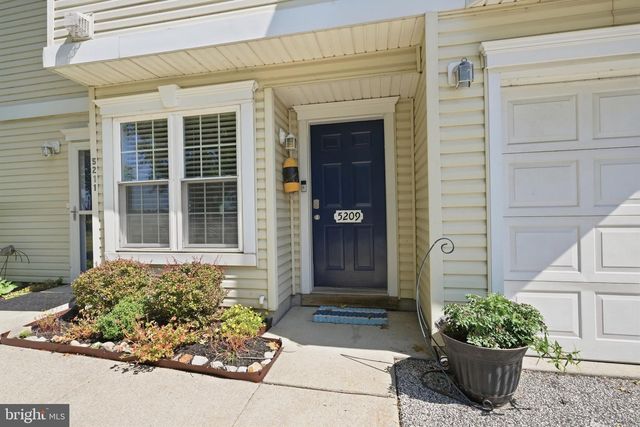 5209 RIVERFRONT DR, Palmyra, NJ 08065