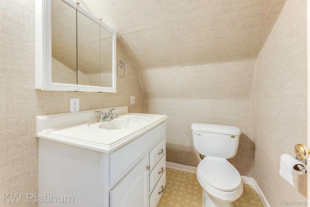 6674 Welch Road, Yale, MI 48097