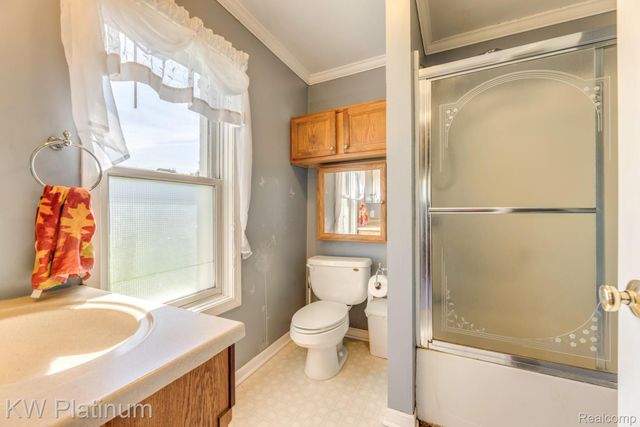 6674 Welch Road, Yale, MI 48097