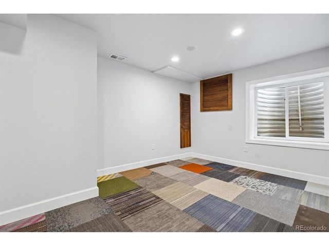 7360 S Logan St, Littleton, CO 80122