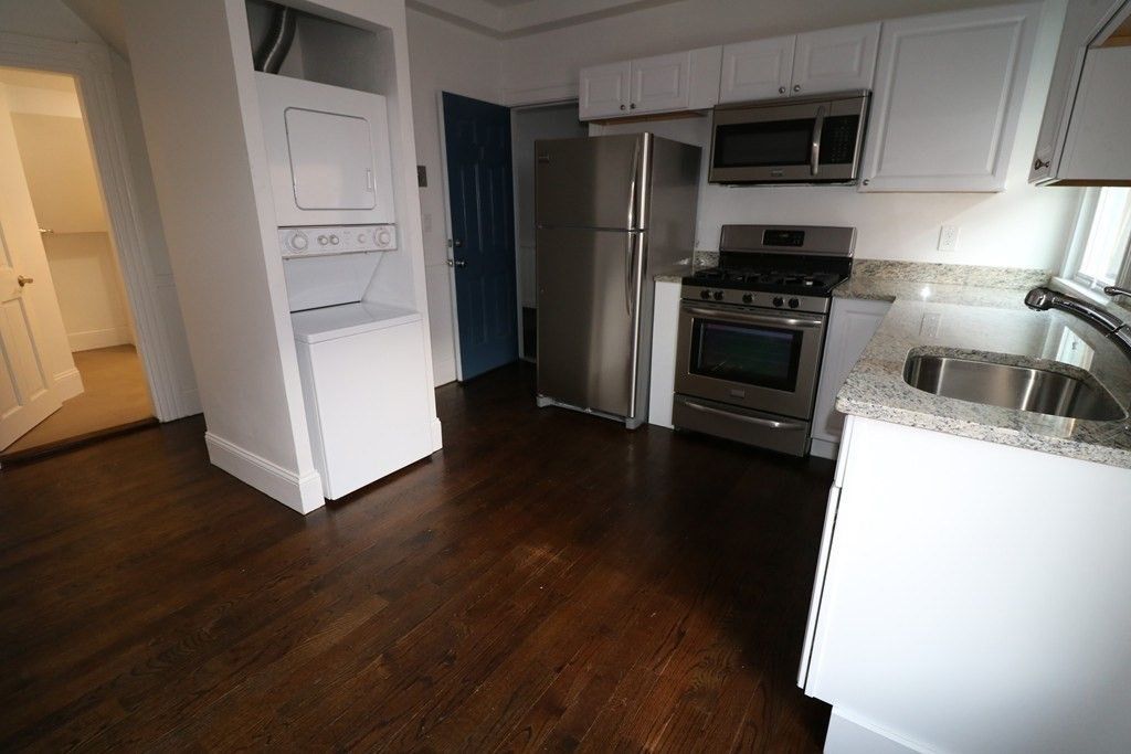 298 Windsor St 2, Cambridge, MA 02139