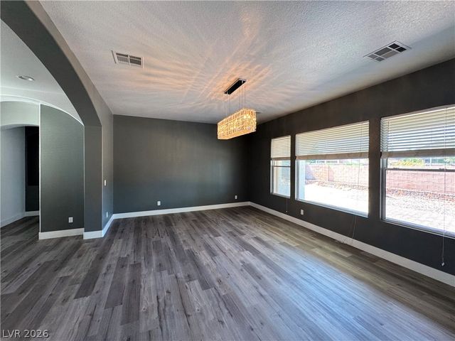 5422 Nestled Moon Court, Las Vegas, NV 89131