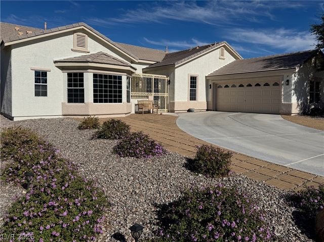 5422 Nestled Moon Court, Las Vegas, NV 89131