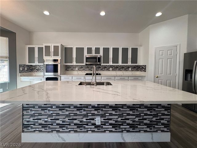 5422 Nestled Moon Court, Las Vegas, NV 89131