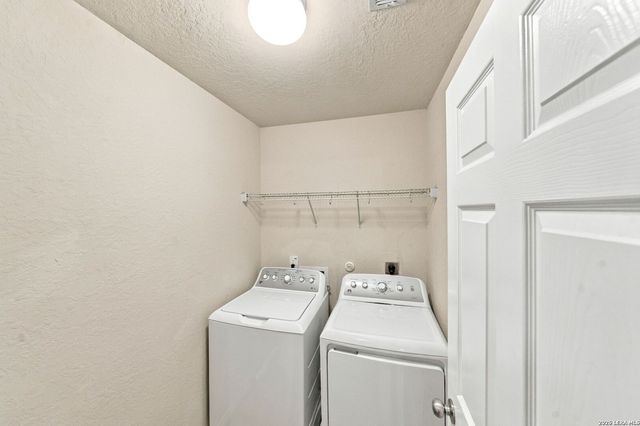 478 HARVEST PT, Selma, TX 78154