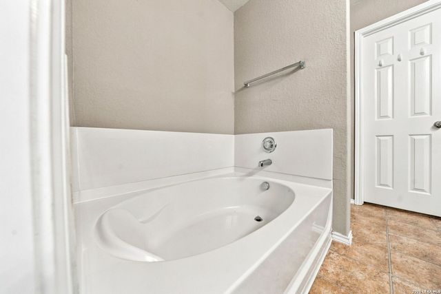 478 HARVEST PT, Selma, TX 78154