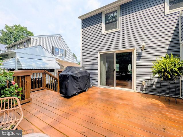 640 PENNSYLVANIA AVE, Prospect Park, PA 19076