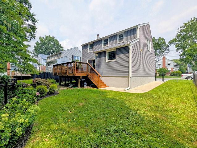 640 PENNSYLVANIA AVE, Prospect Park, PA 19076