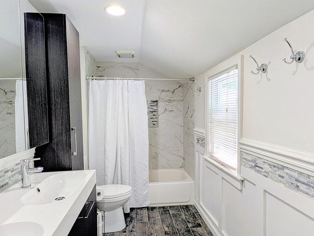 640 PENNSYLVANIA AVE, Prospect Park, PA 19076