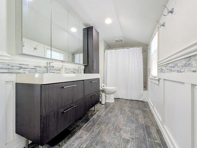 640 PENNSYLVANIA AVE, Prospect Park, PA 19076