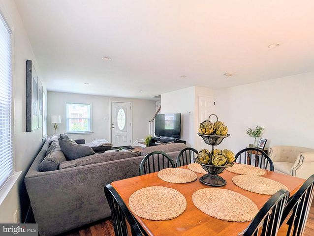640 PENNSYLVANIA AVE, Prospect Park, PA 19076