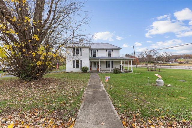 104 Maple Street, Glade Spring, VA 24340