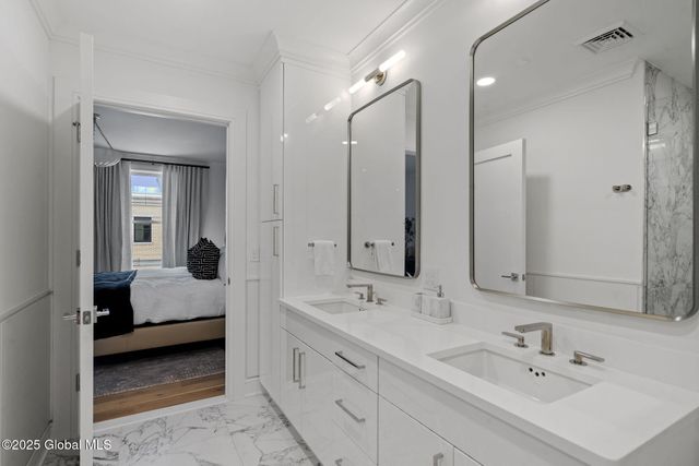 19 Washington Street 558 I, Saratoga Springs, Inside, NY 12866