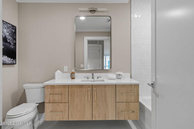 19 Washington Street 558 I, Saratoga Springs, Inside, NY 12866