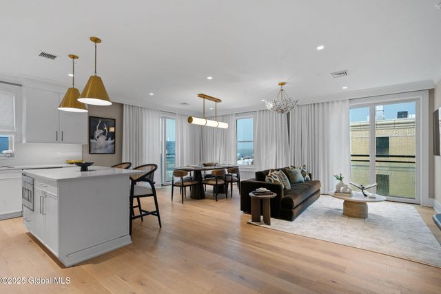 19 Washington Street 558 I, Saratoga Springs, Inside, NY 12866