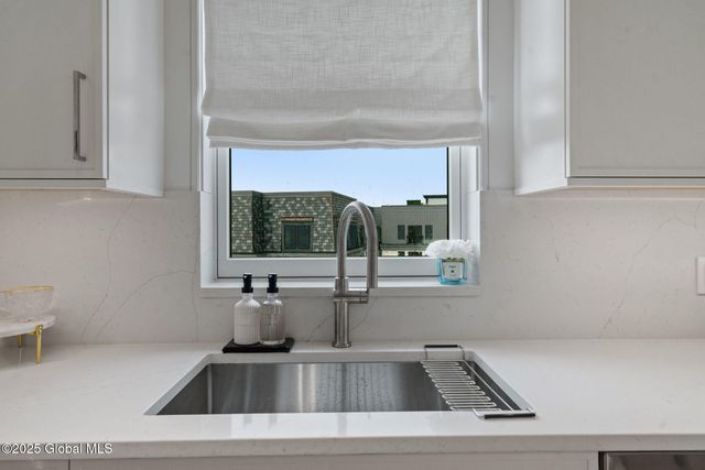 19 Washington Street 558 I, Saratoga Springs, Inside, NY 12866