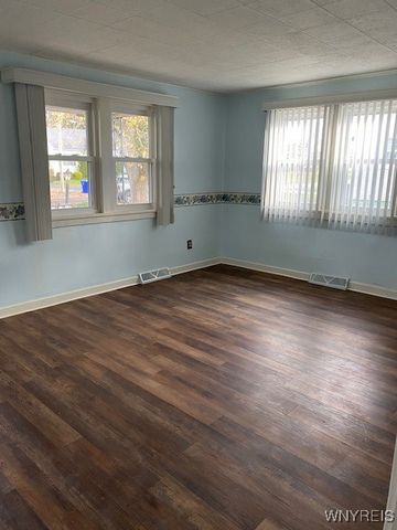 528 Florence Avenue, Ridgeway, NY 14103