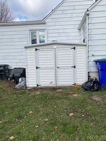 528 Florence Avenue, Ridgeway, NY 14103