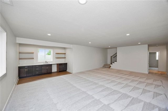 3820 Fieldstone Drive, Waukee, IA 50263