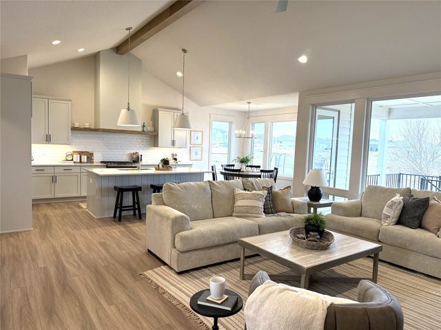 3820 Fieldstone Drive, Waukee, IA 50263