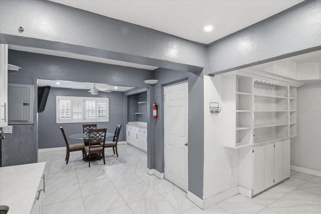 1320 NW 86th St, Miami, FL 33147