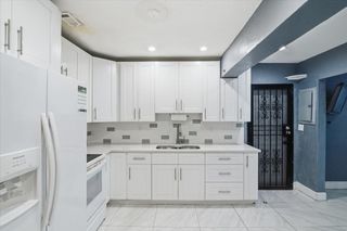 1320 NW 86th St, Miami, FL 33147