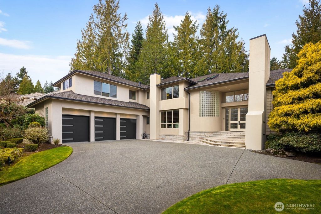 18206 NW Montreux Drive, Issaquah, WA 98027