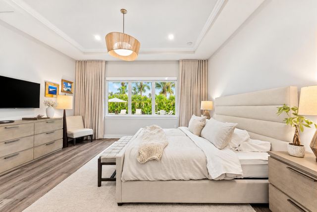 12705 Nevins Lane, Palm Beach Gardens, FL 33412