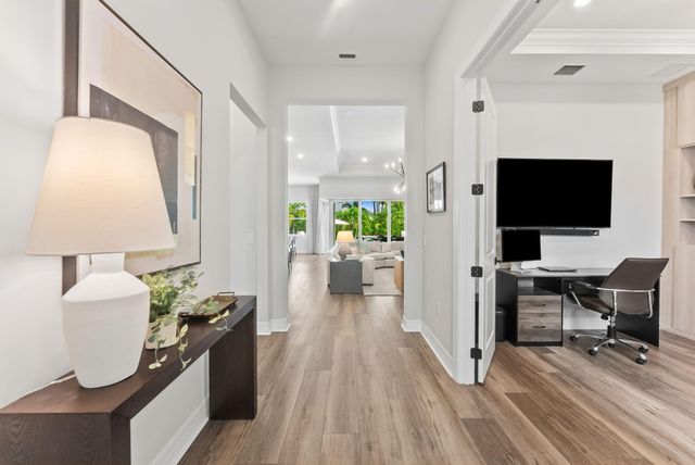 12705 Nevins Lane, Palm Beach Gardens, FL 33412