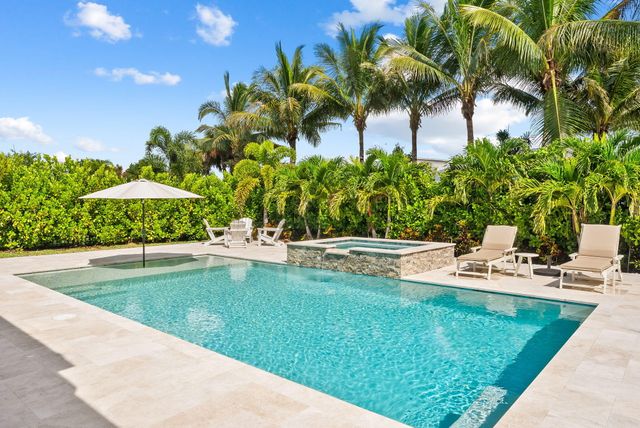 12705 Nevins Lane, Palm Beach Gardens, FL 33412