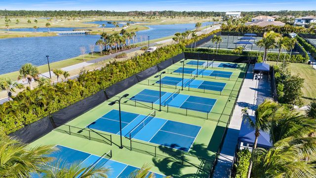 12705 Nevins Lane, Palm Beach Gardens, FL 33412