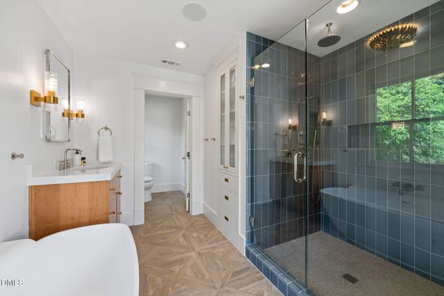 325 E Trinity Avenue, Durham, NC 27701