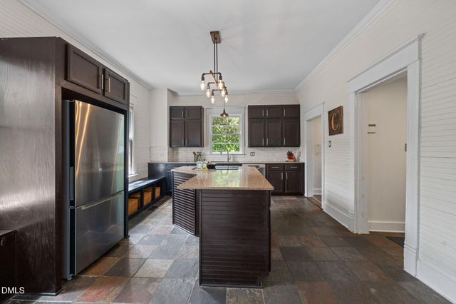 325 E Trinity Avenue, Durham, NC 27701