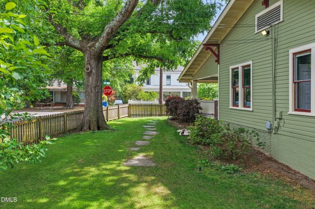 325 E Trinity Avenue, Durham, NC 27701