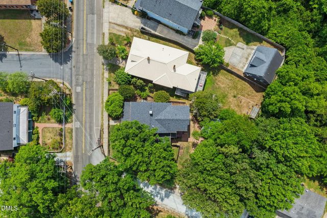 325 E Trinity Avenue, Durham, NC 27701