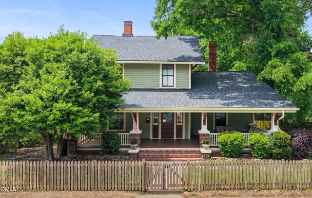 325 E Trinity Avenue, Durham, NC 27701