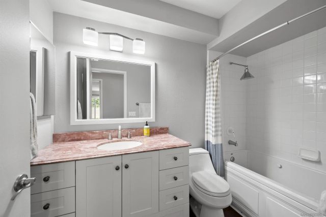 3745 Riviera Dr 1, San Diego, CA 92109