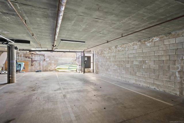 3745 Riviera Dr 1, San Diego, CA 92109