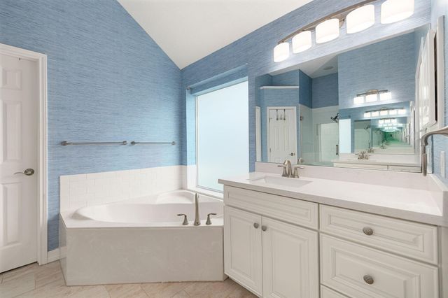 5104 Carefree Drive, League City, TX 77573