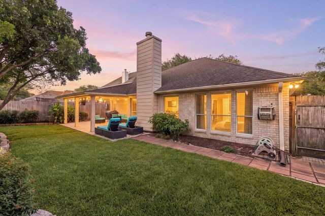 5104 Carefree Drive, League City, TX 77573